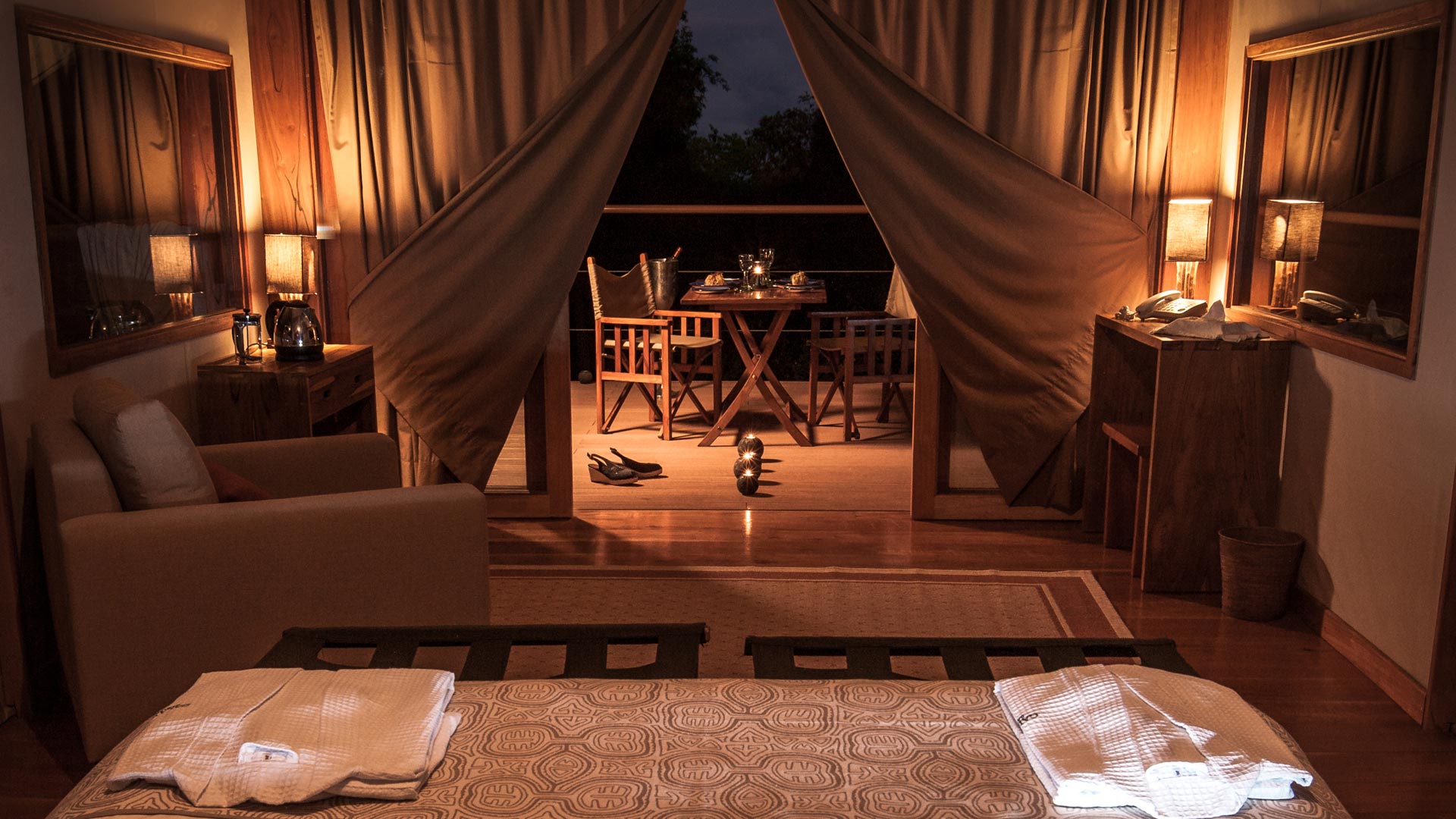 Luxury safari tent - double