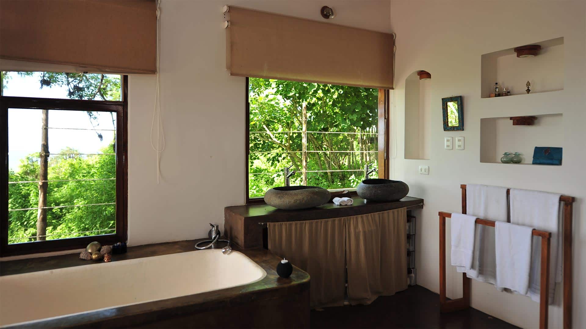 Family Suite - private ensuite bathroom with bathtub