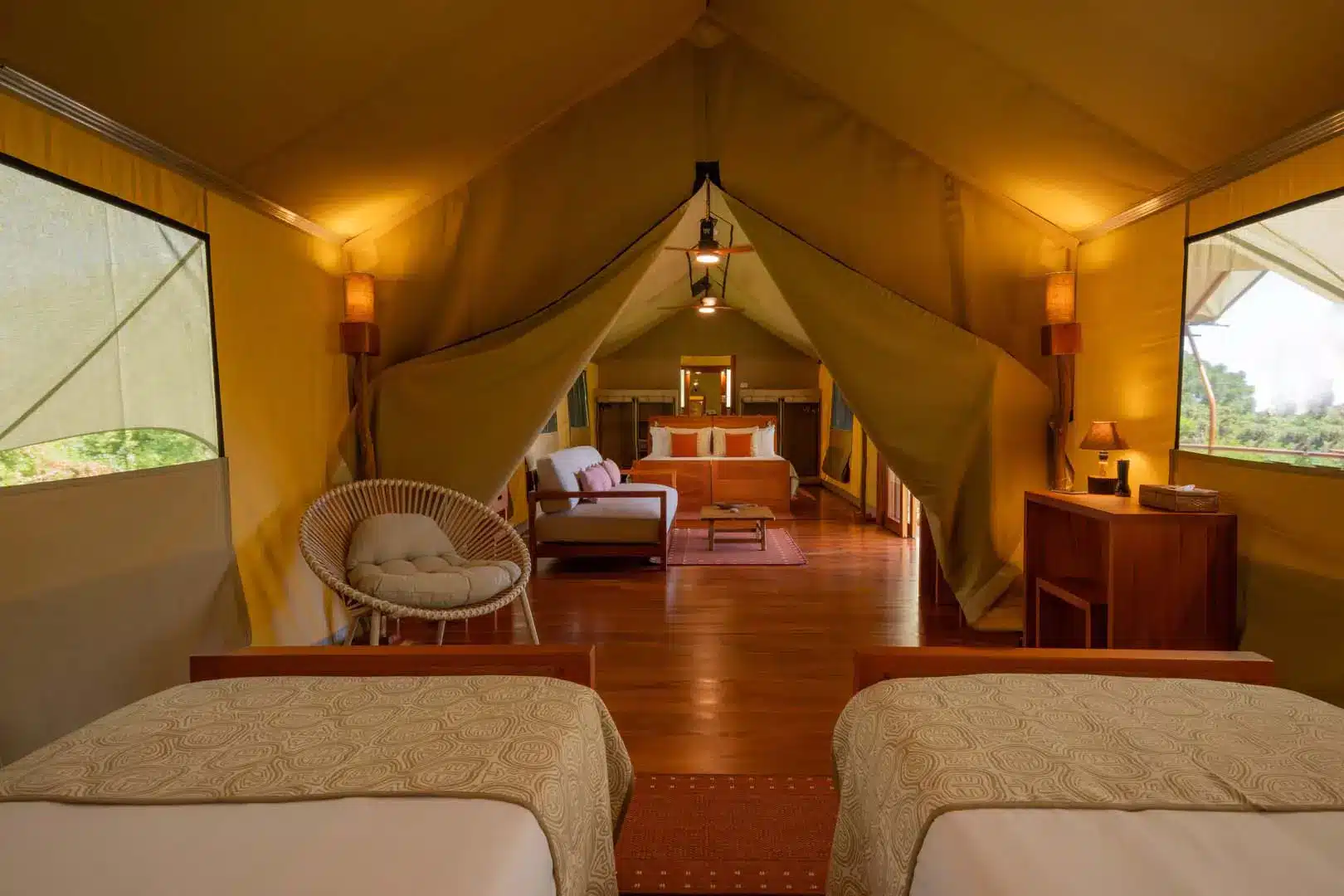 Galapagos Family Safari Luxury Tent - interconnecting family suite